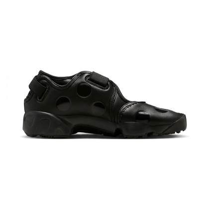Women's sneaker in Black — view 1