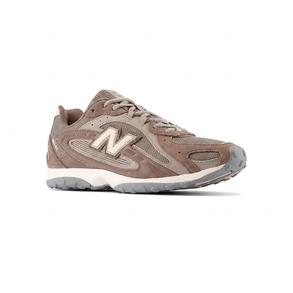 Women's sneaker in Stone Pink/Inline Brown/Cortado — view 2