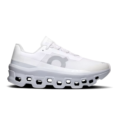 Women's running shoe — view 3